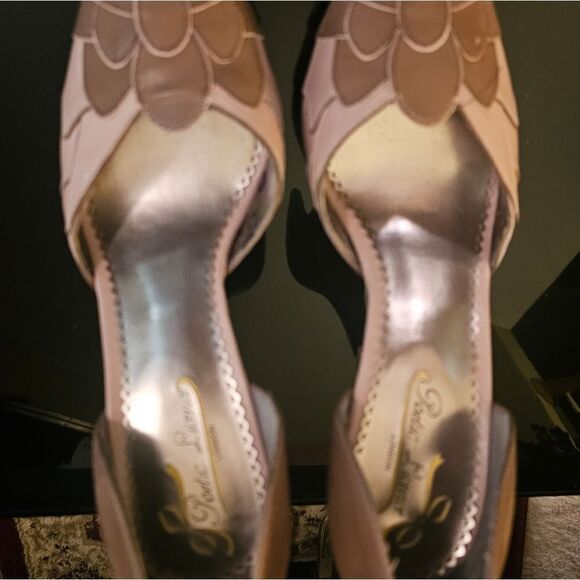 POETIC LICENSE HIGH HEELS - Picture 3 of 6